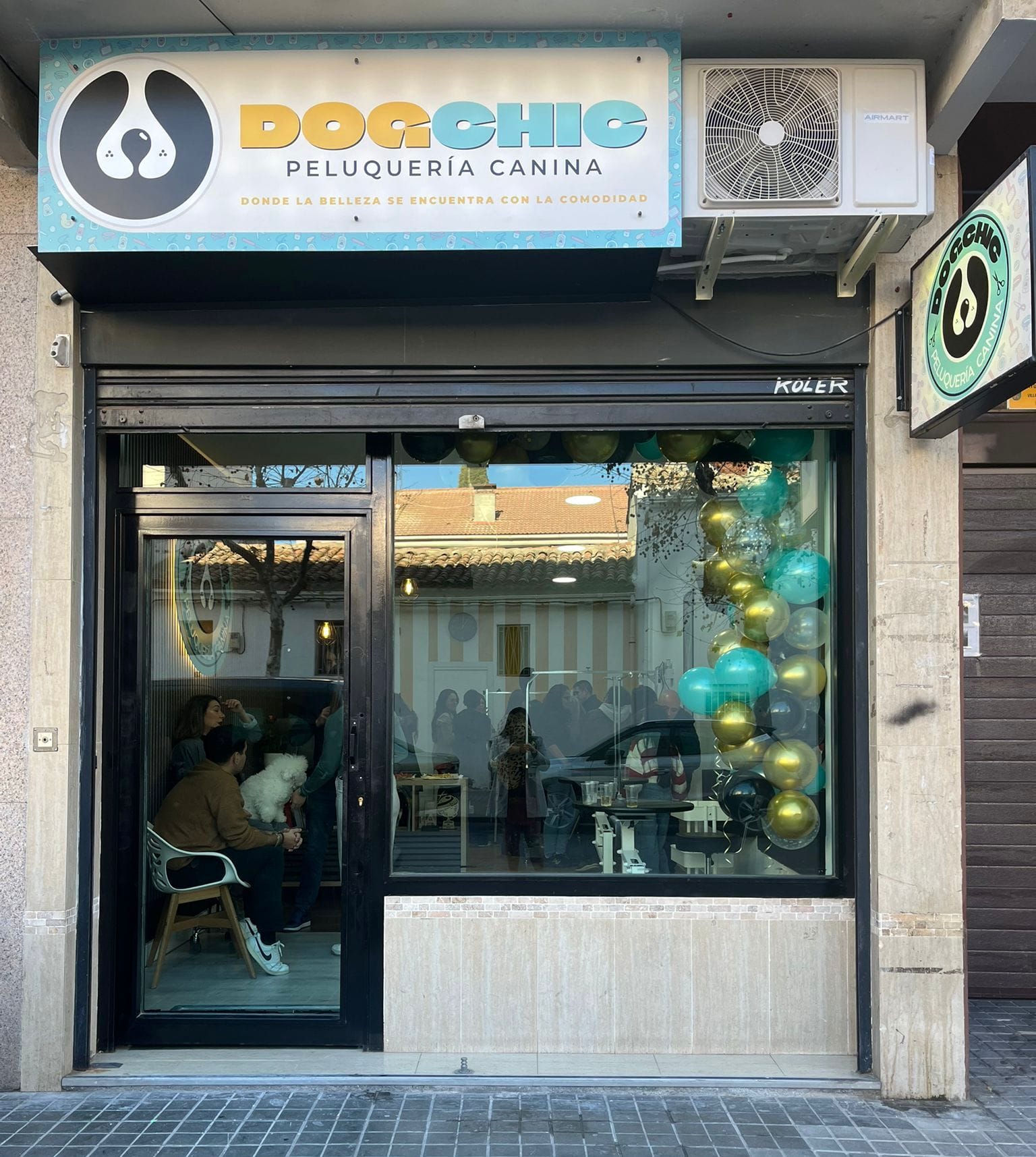 DOGCHIC